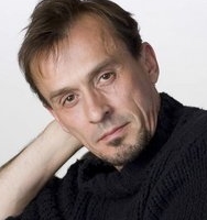 Robert Knepper